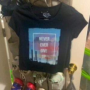 Black “Never Give Up” Crop Tee